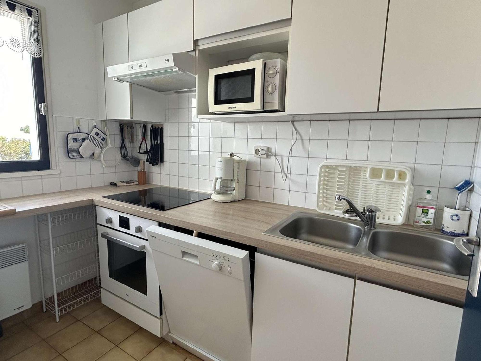 Appartement Cosy 3 Pieces Avec Parking Et Animaux Admis - Fr-1-224B-134 นัวร์มูติเย-ออง-ลิล ภายนอก รูปภาพ